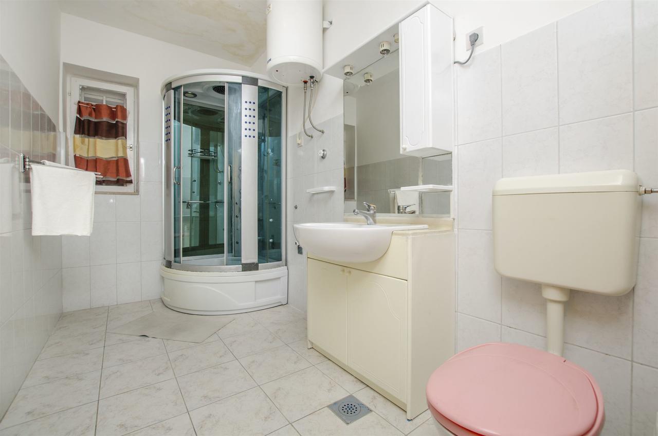 Anka Apartment *