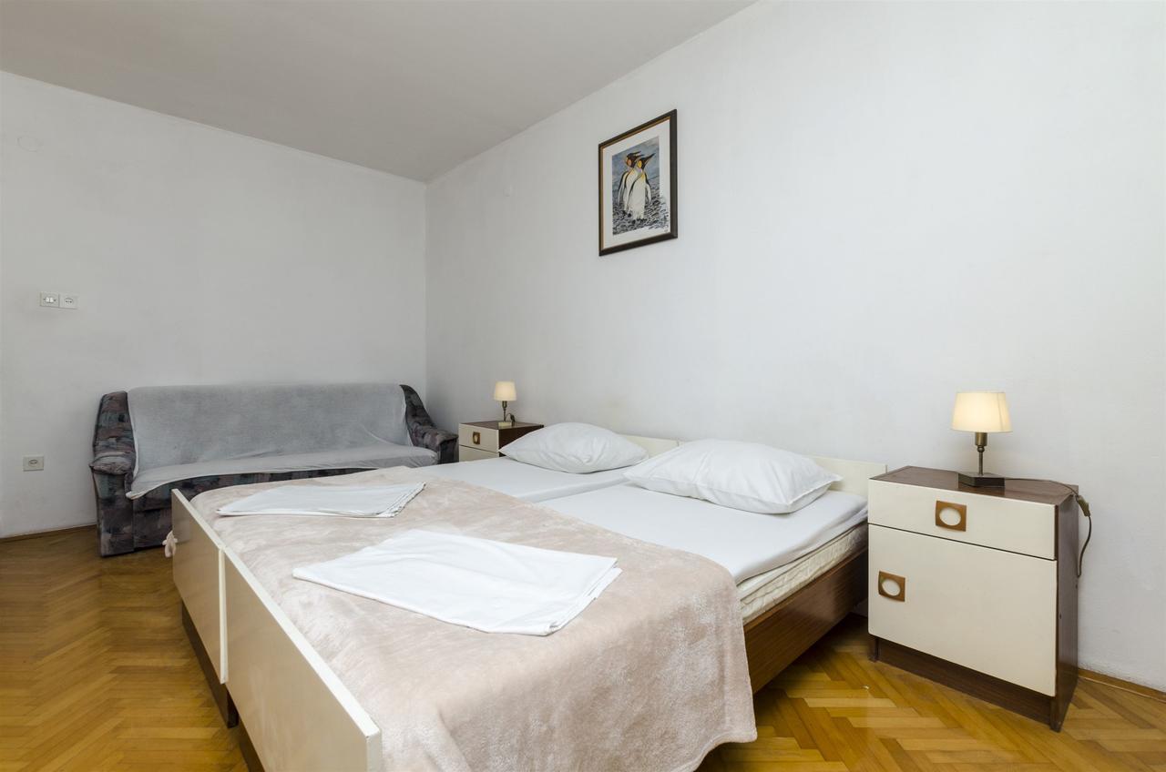 Anka Apartment *