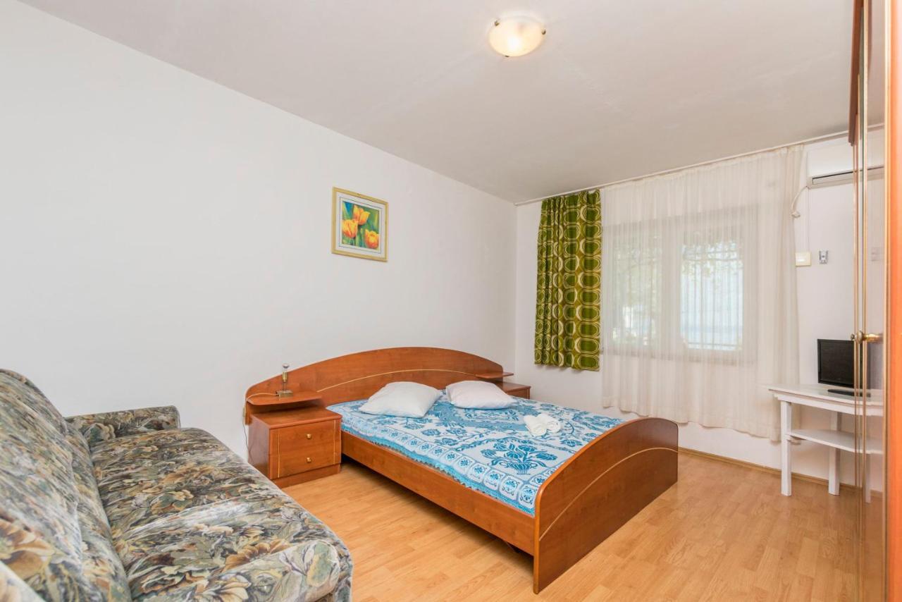 Apartment Anka *
